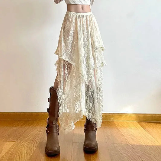 Chemise de Nuit en Dentelle Asymétrique Vintage