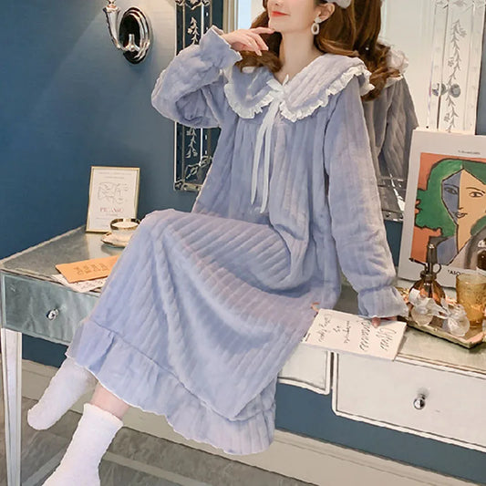 Chemise de Nuit en Flanelle à Volants