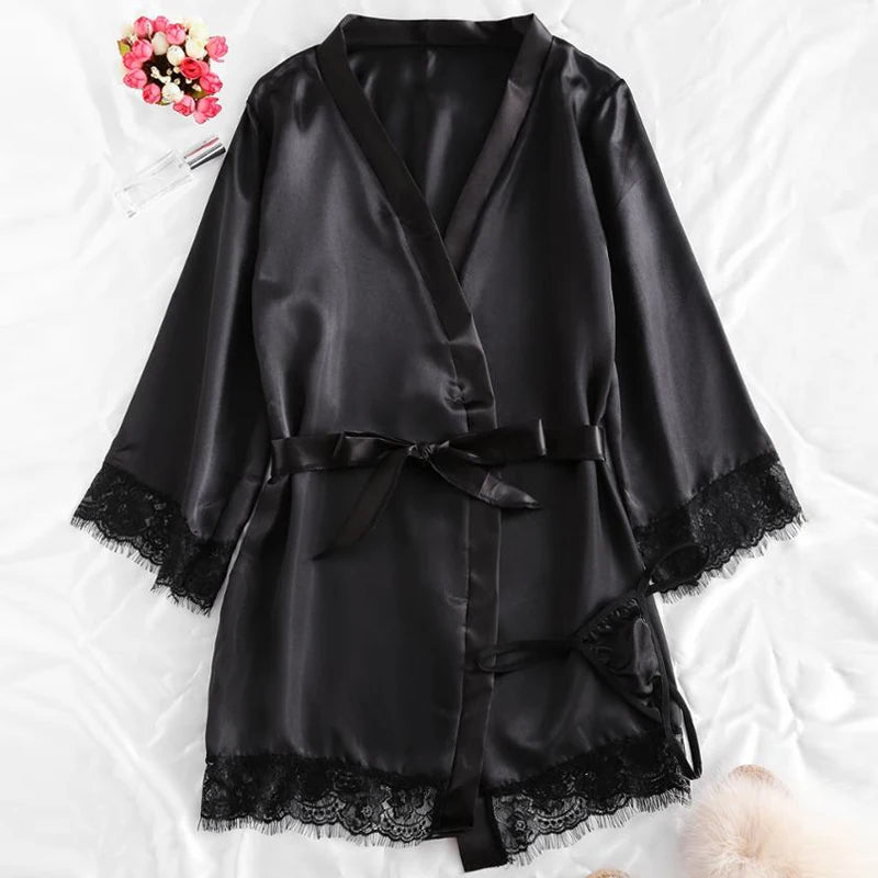 Ensemble Pyjama en Dentelle Noire à Bretelles Sexy