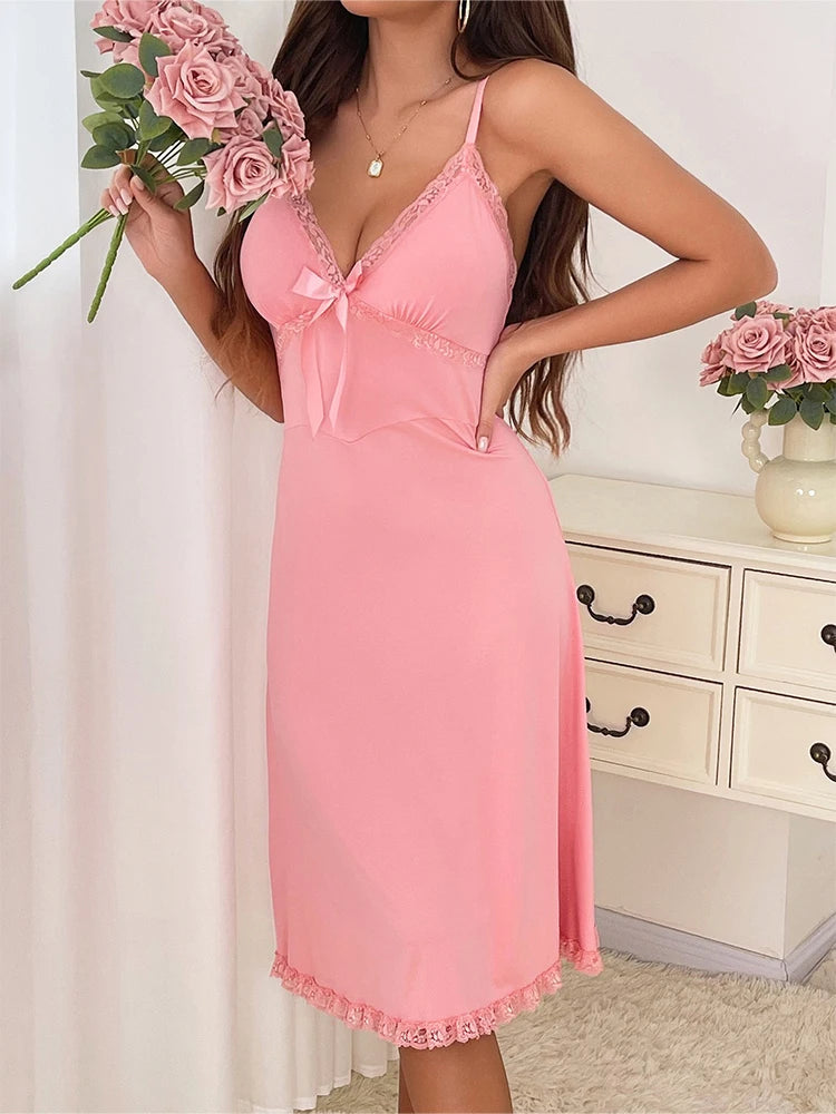 Chemise de Nuit en Dentelle Col en V Profond Romantique