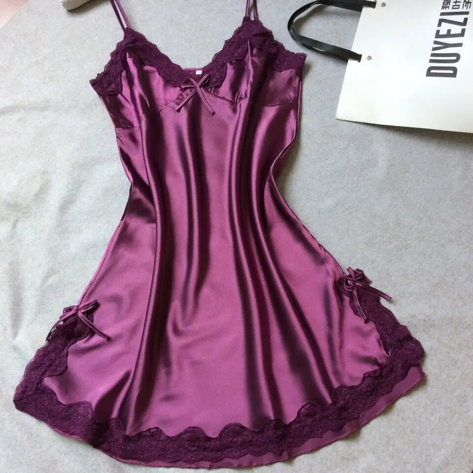 Ensemble Pyjama en Satin Col en V Sexy