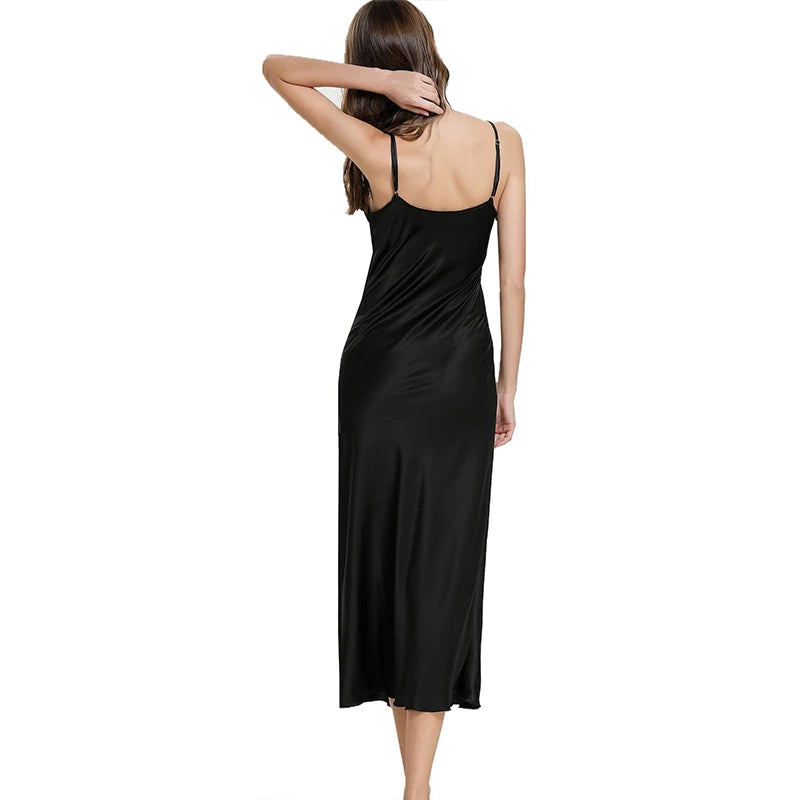 Chemise de Nuit en Satin Col en V