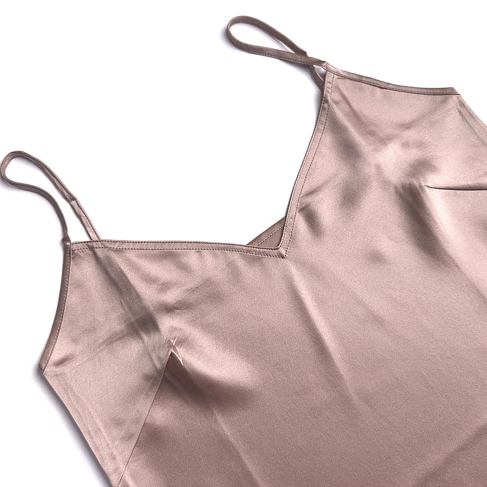 Chemise de Nuit en Soie de Mûrier Col en V