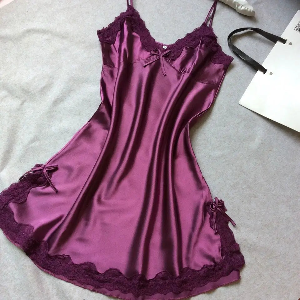 Ensemble Pyjama en Satin Col en V Sexy