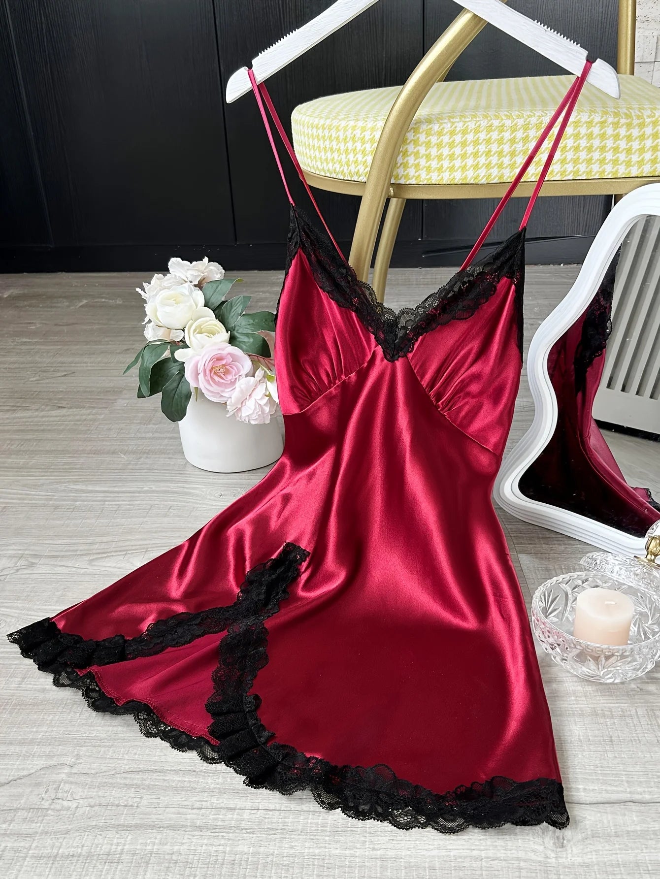 Chemise de Nuit en Dentelle Col en V Sexy