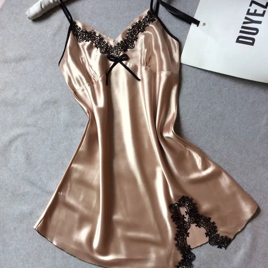 Ensemble Pyjama en Satin Col en V Sexy