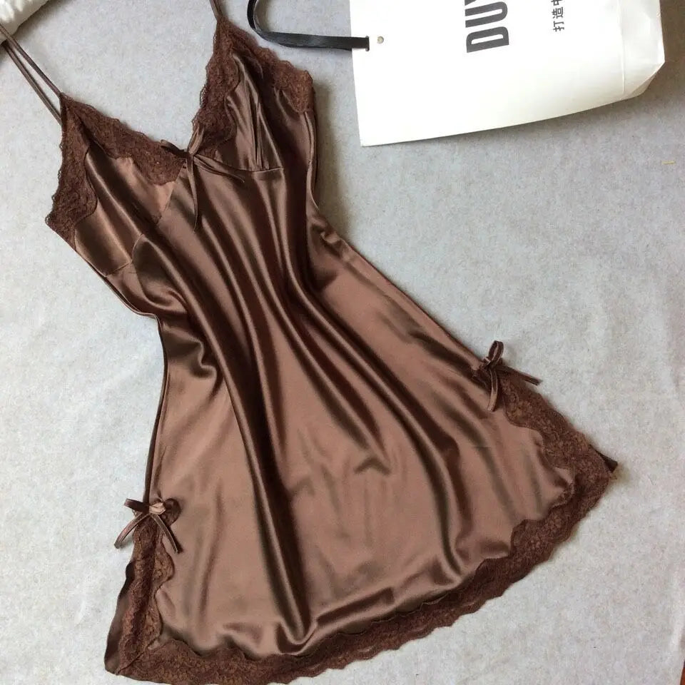 Ensemble Pyjama en Satin Col en V Sexy