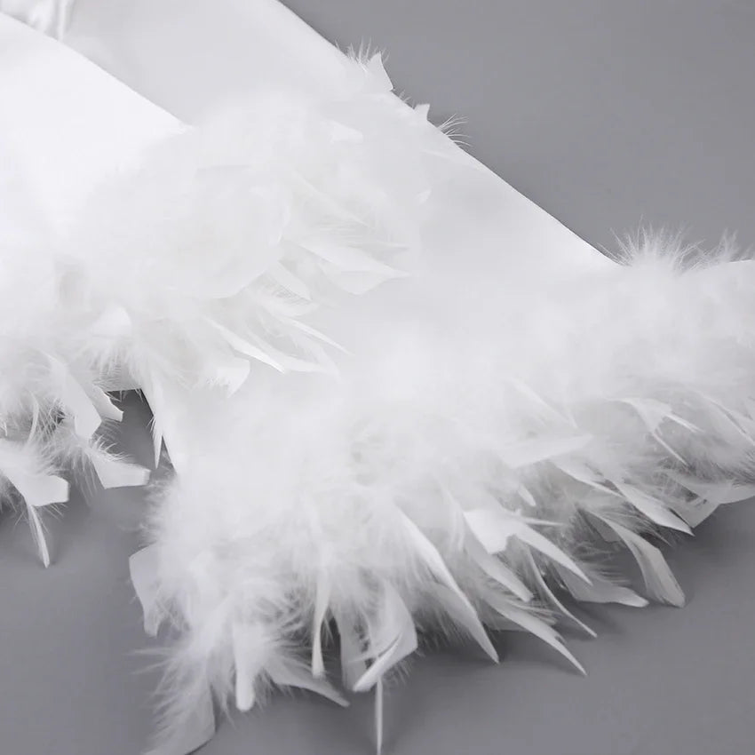 Peignoir en Satin à Plumes de Mariée