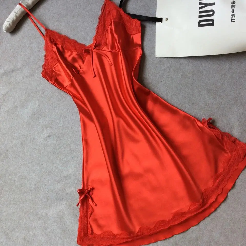 Ensemble Pyjama en Satin Col en V Sexy